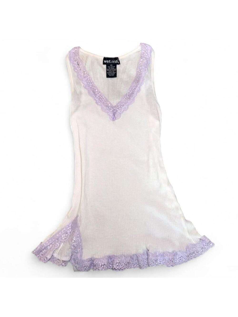 Vintage Wet Seal white ribbed tank top with lavender lace trim
